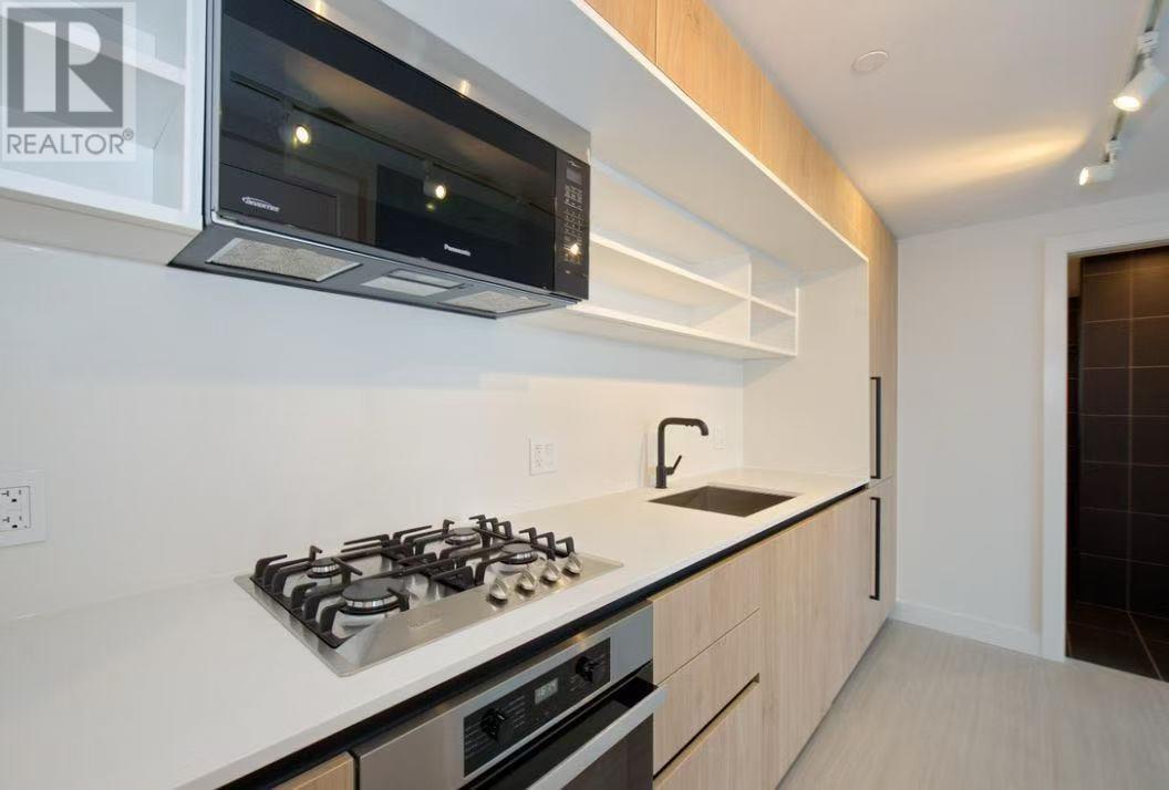 Photo 10 of 404 5058 Joyce Street, Vancouver BC