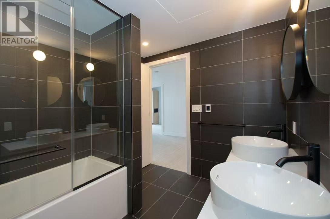 Photo 16 of 404 5058 Joyce Street, Vancouver BC