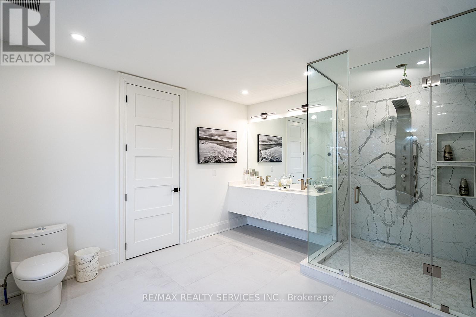 Photo 7 of 3 Bonnyview Drive, Toronto ON