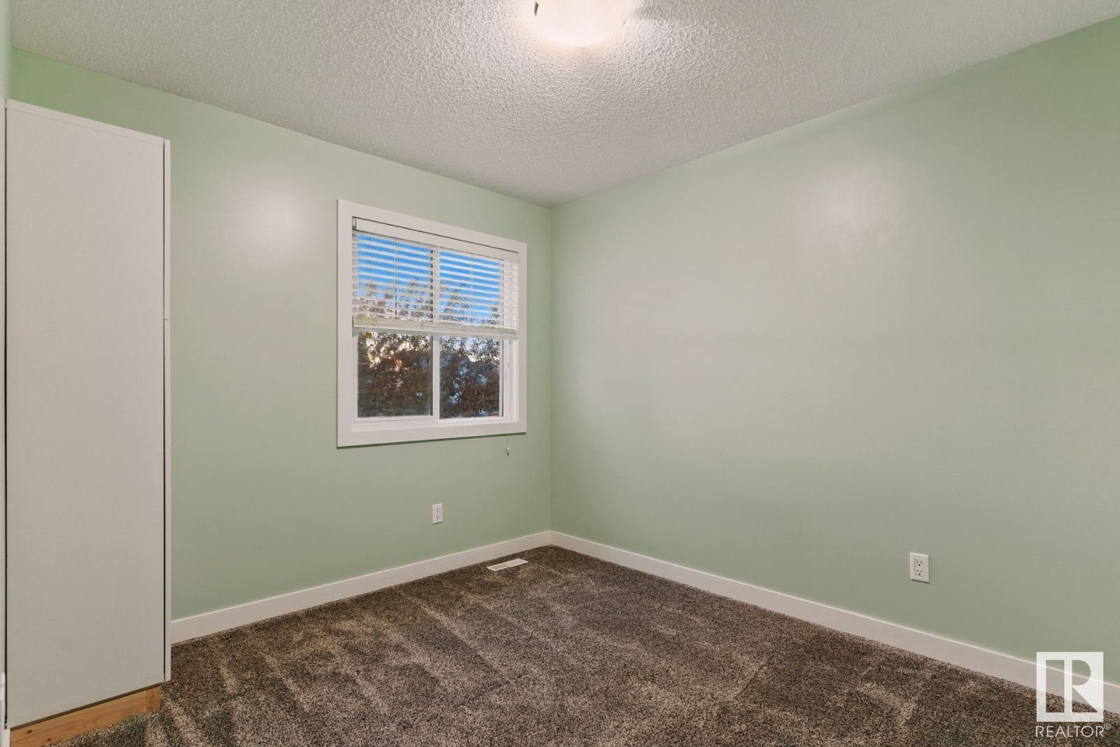 Photo 32 of 8827 180 Av Nw, Edmonton AB