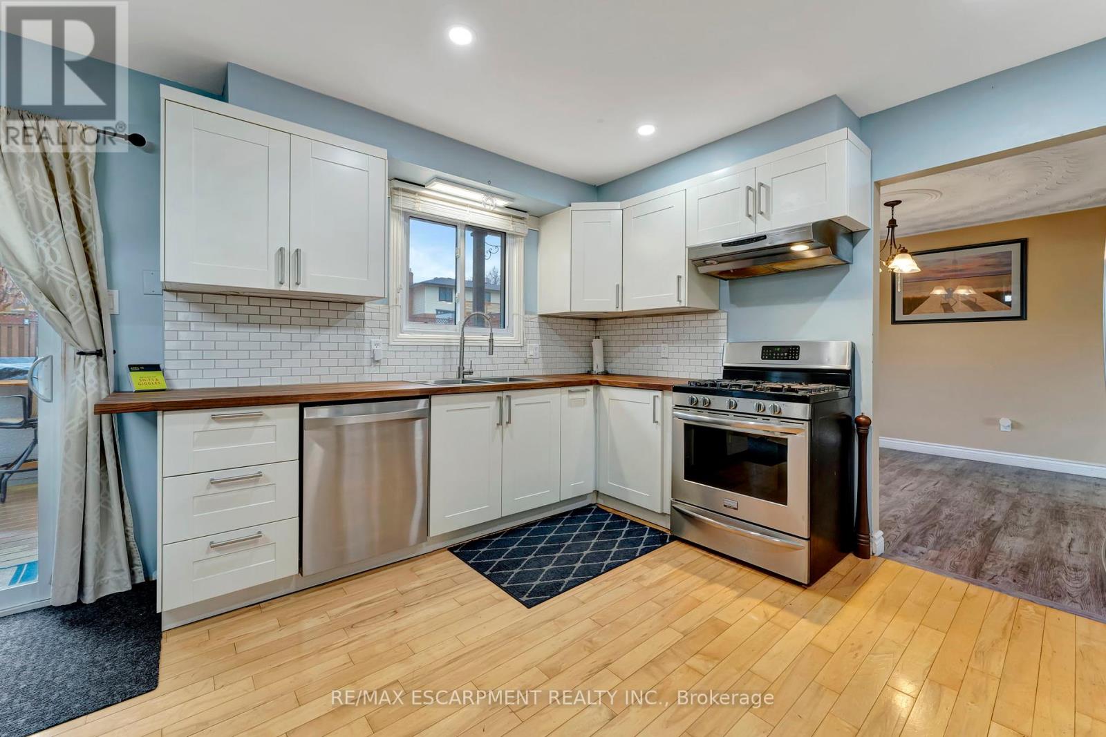 Photo 12 of 259 Haddington Street, Haldimand ON