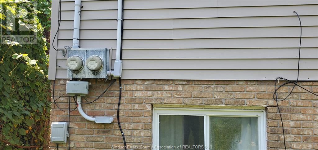 Photo 14 of 326 Langlois, Windsor ON