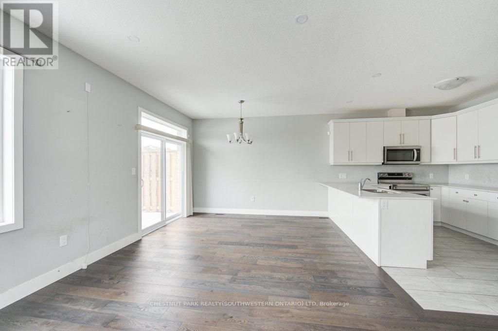 Photo 43 of 62 745 Chelton Road, London South ON