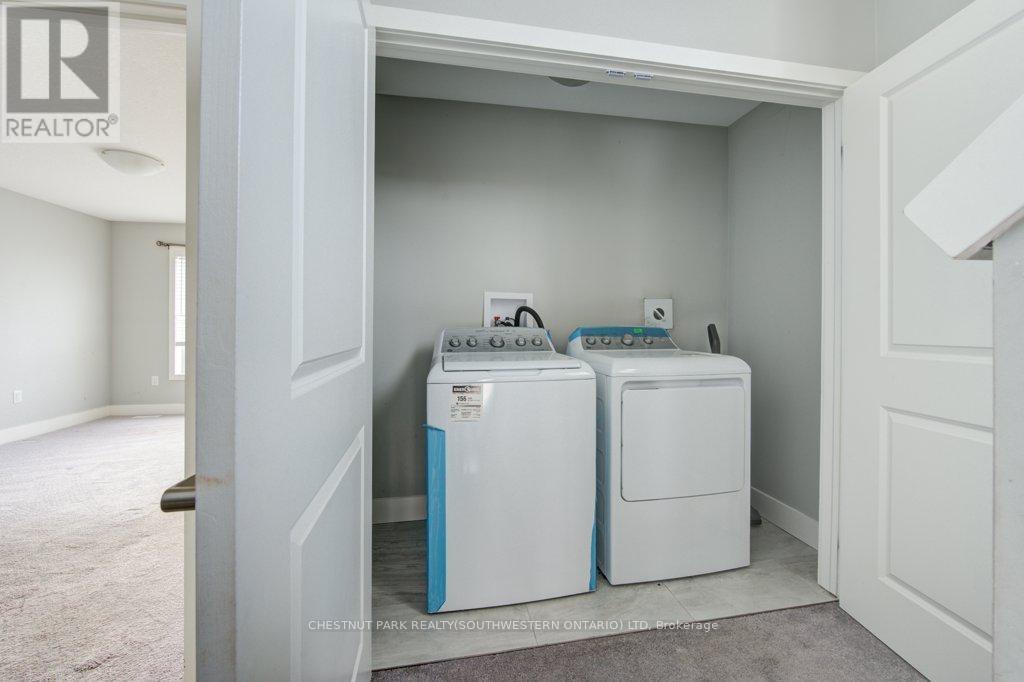 Photo 44 of 62 745 Chelton Road, London South ON