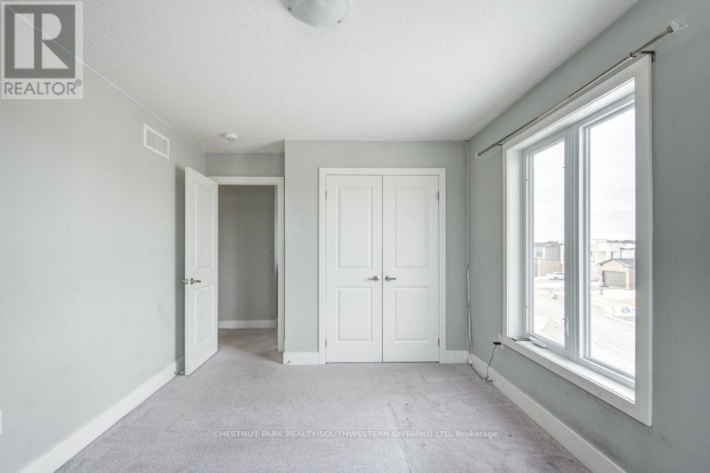 Photo 45 of 62 745 Chelton Road, London South ON