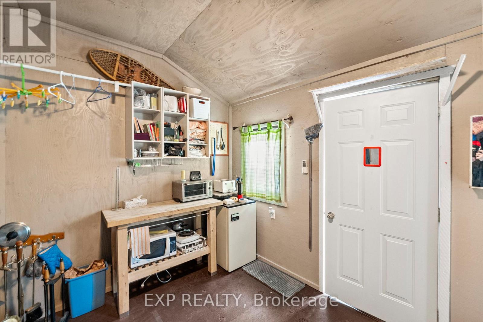 Photo 12 of 6566 Pioneer Village Lane, Ramara ON