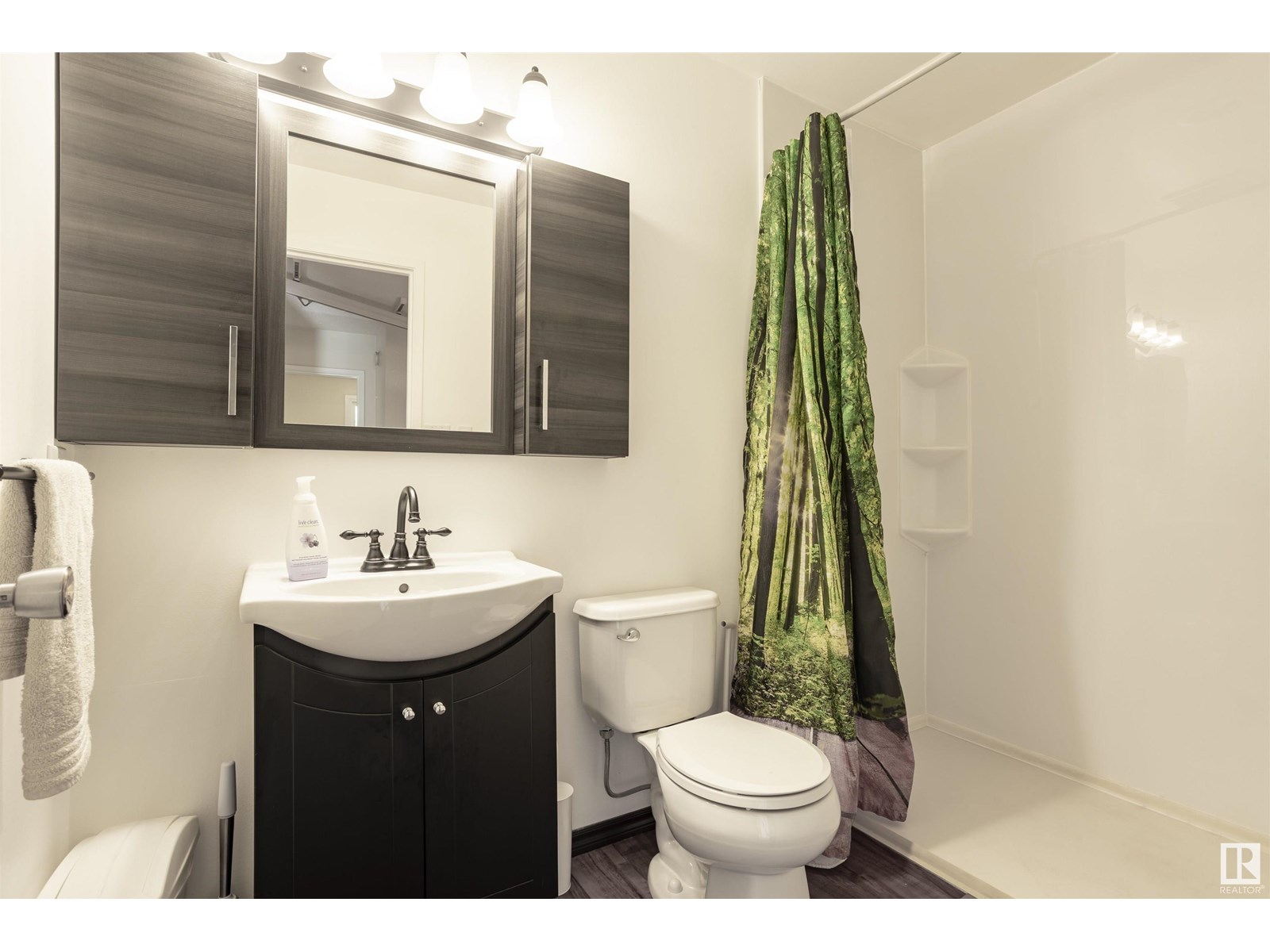 Single Family House for Sale in   ST NW Edmonton 