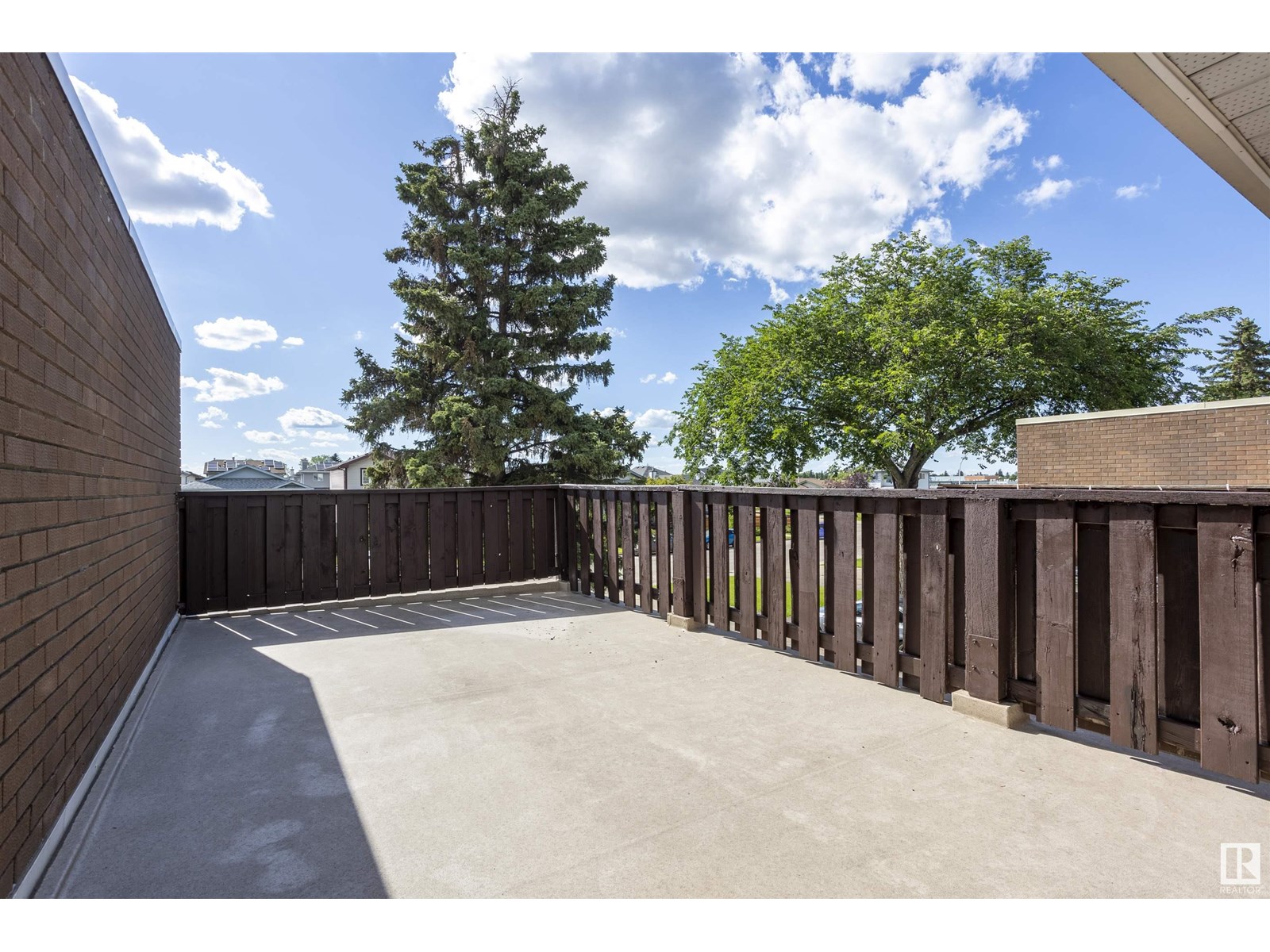 Single Family House for Sale in   ST NW Edmonton 