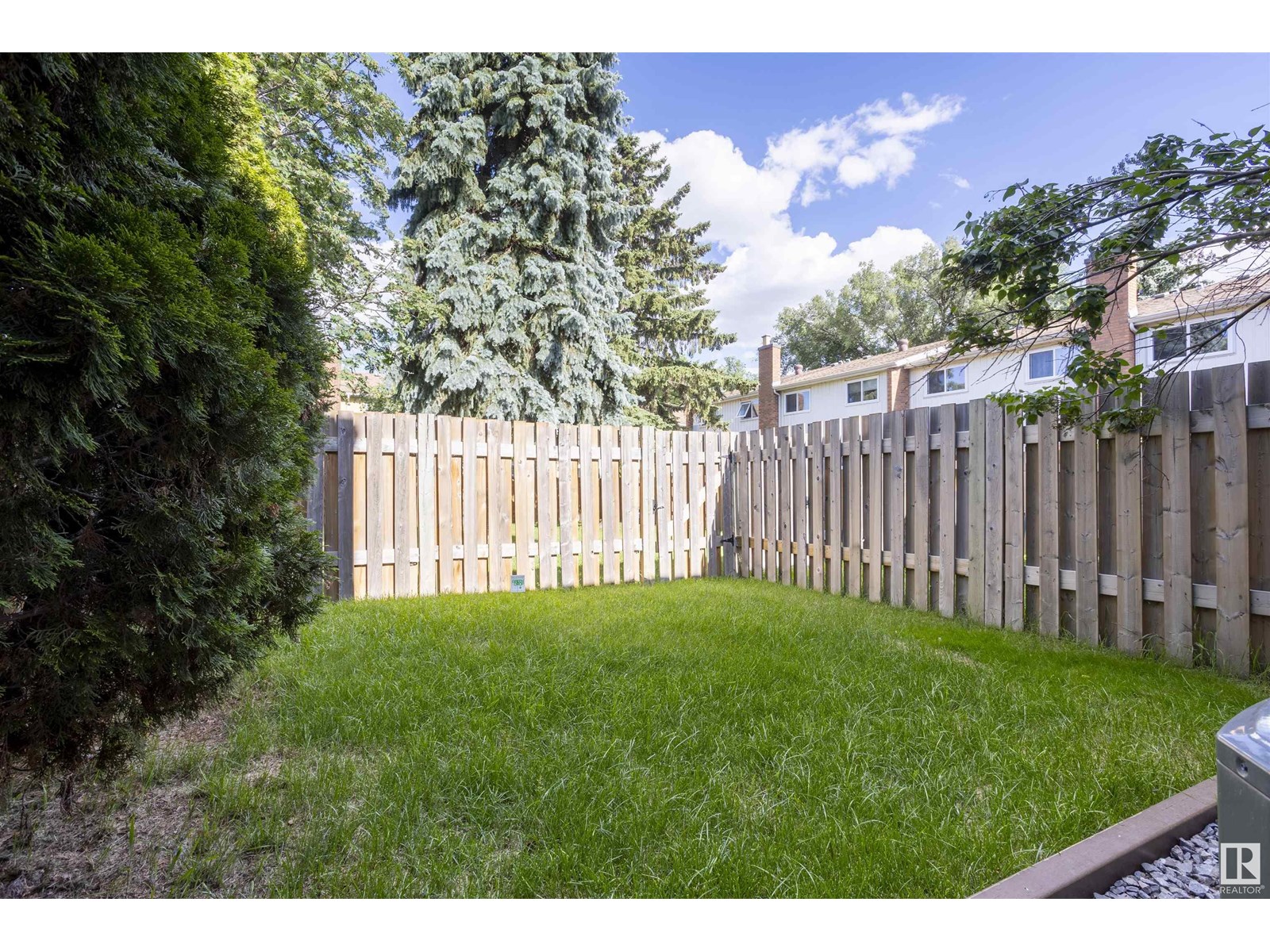 Single Family House for Sale in   ST NW Edmonton 