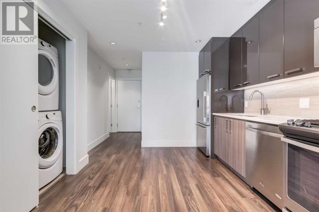 303, 510 Edmonton Trail NE, Calgary, Alberta