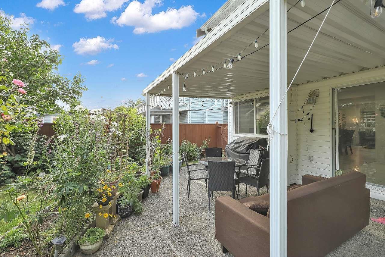 Photo 32 of 15738 97 Avenue, Surrey BC
