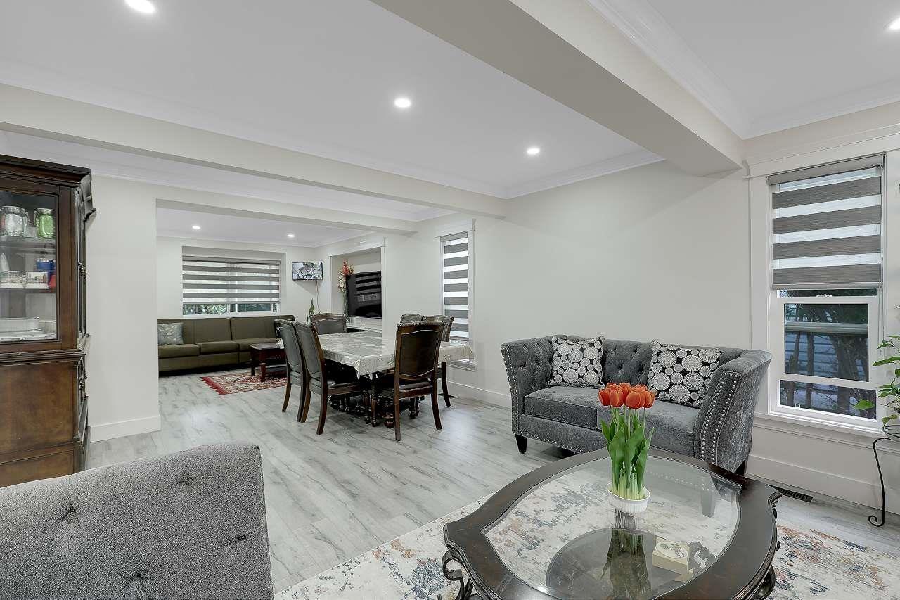 Photo 8 of 15738 97 Avenue, Surrey BC