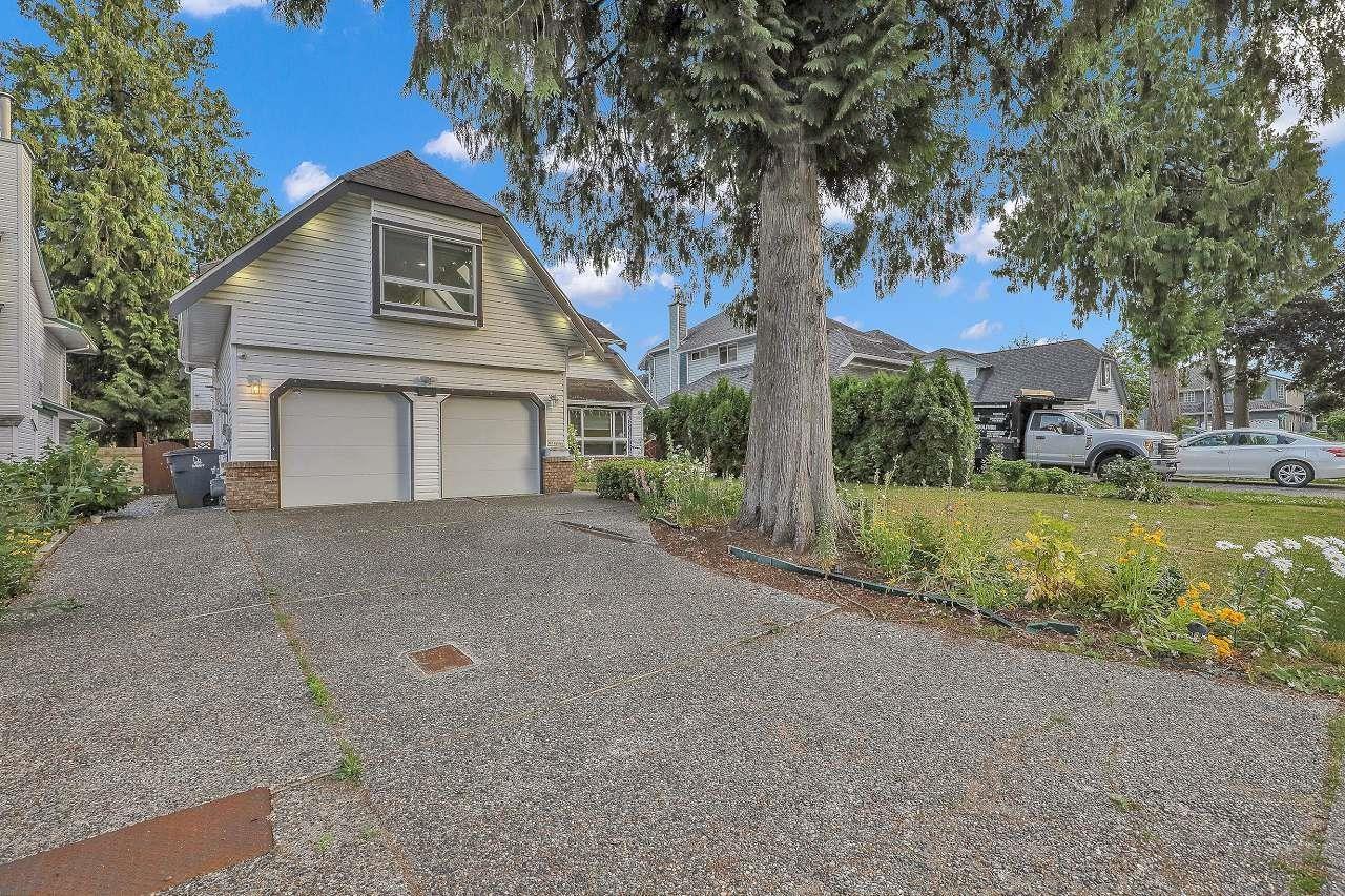Photo 38 of 15738 97 Avenue, Surrey BC