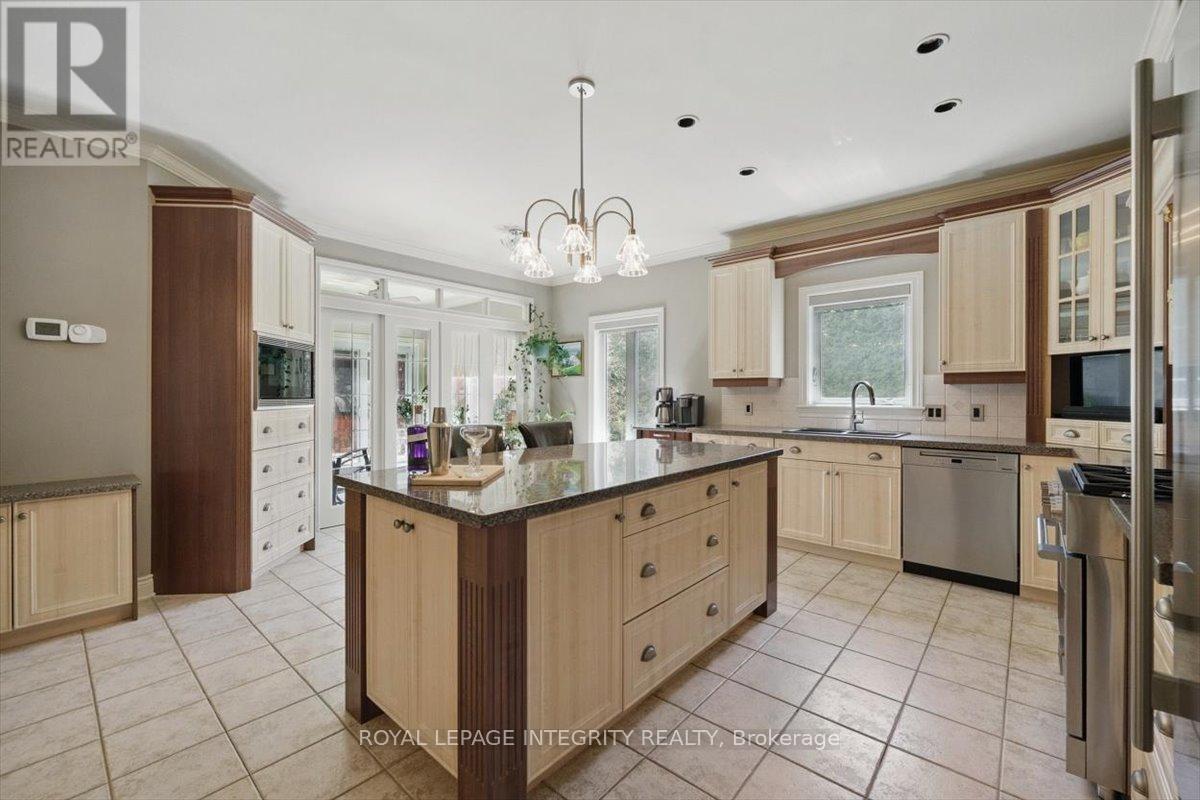 Photo 12 of 137 Beaumont Avenue, Clarencerockland ON