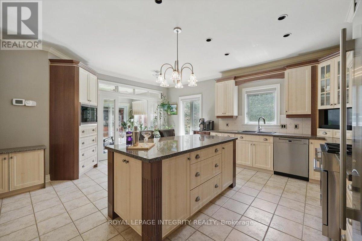 Photo 45 of 137 Beaumont Avenue, Clarencerockland ON
