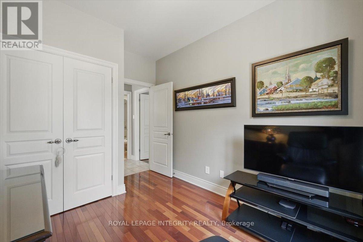Photo 2 of 137 Beaumont Avenue, Clarencerockland ON