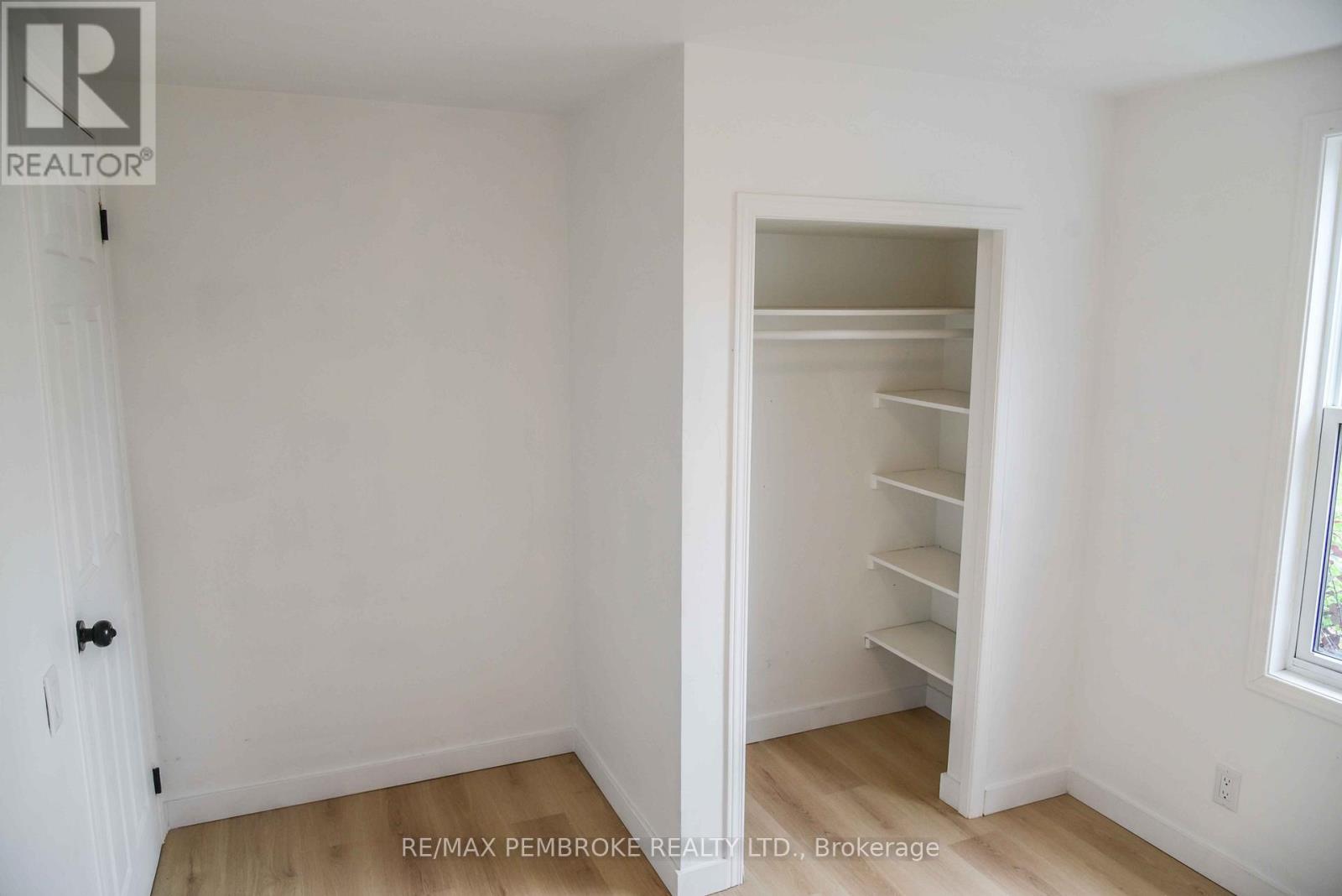 Photo 25 of 279 Lisgar Avenue, Renfrew ON