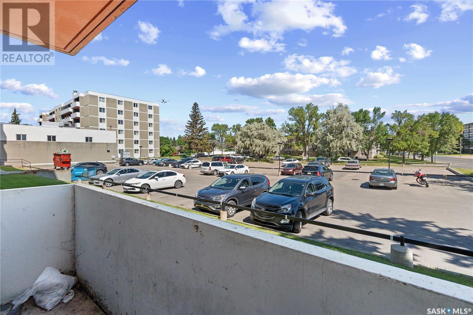 Single Family House High rise for Sale in   Gordon ROAD Regina 