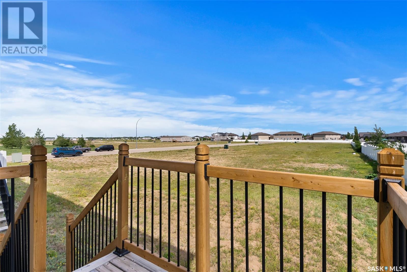 Photo 25 of 177 Chateau Crescent, Pilot Butte SK
