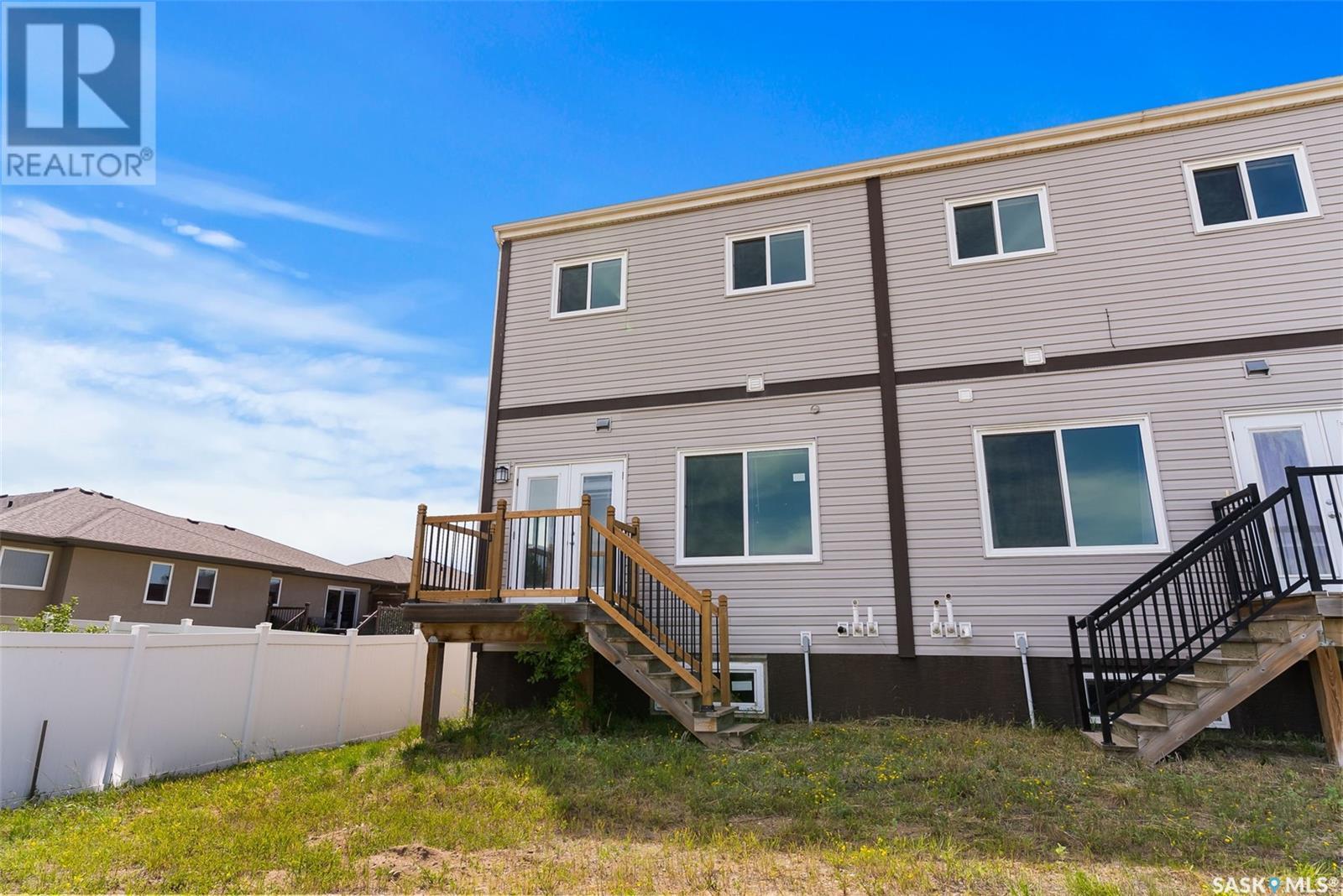 Photo 26 of 177 Chateau Crescent, Pilot Butte SK