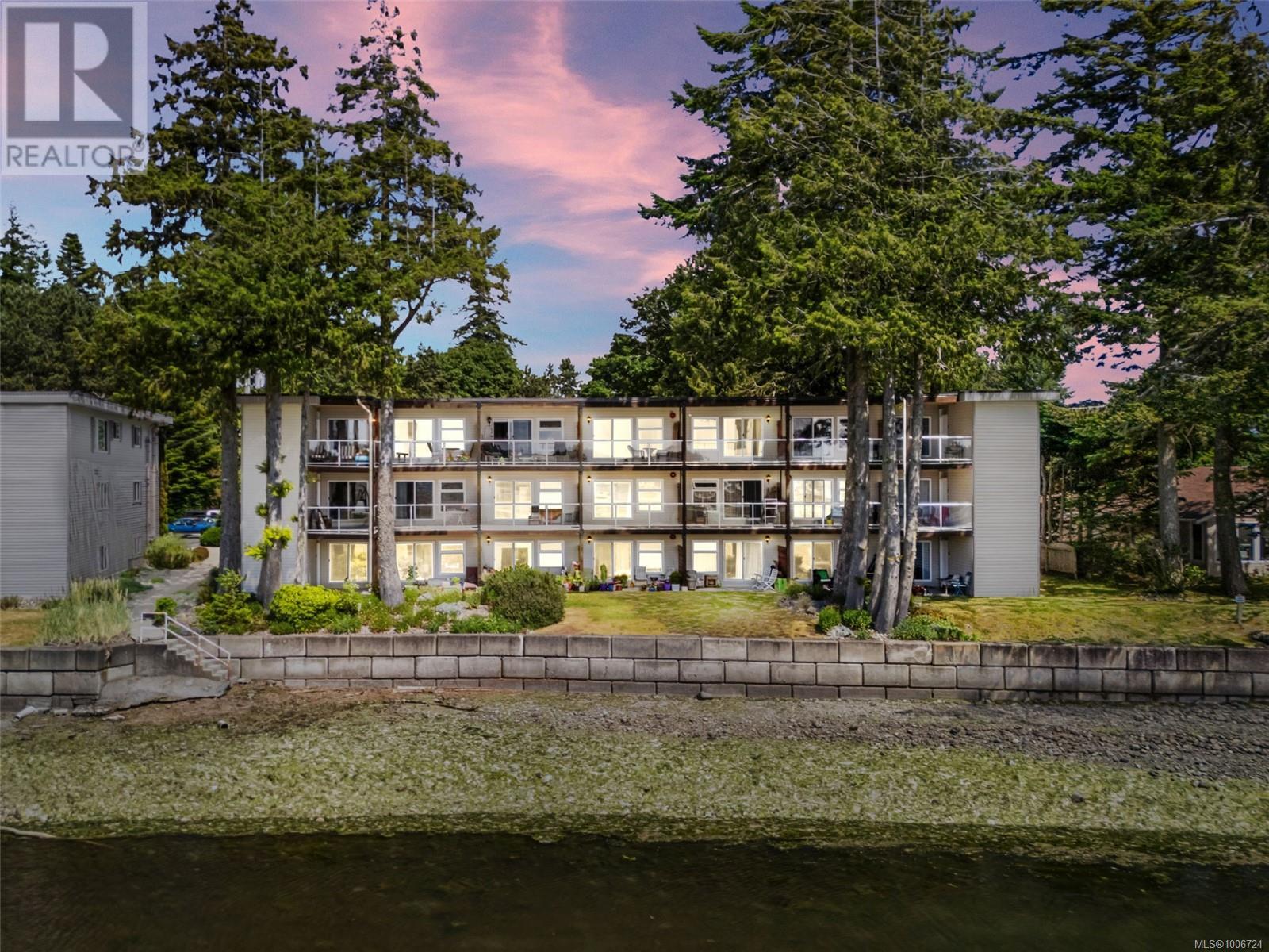 10 1976 Glenidle Rd, Sooke