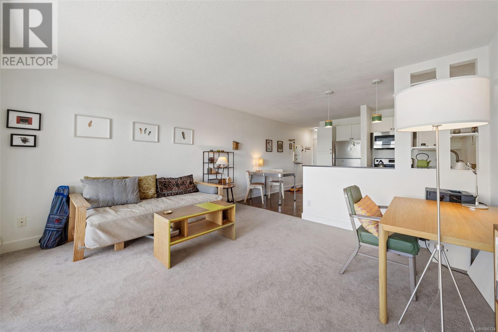 10 1976 Glenidle Rd, Sooke