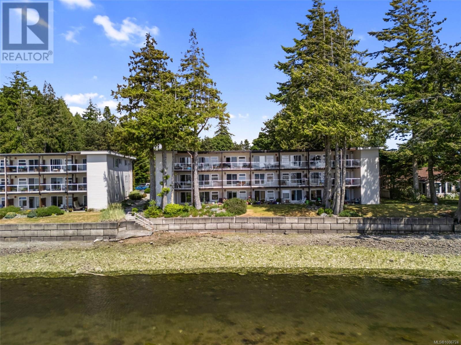 10 1976 Glenidle Rd, Sooke