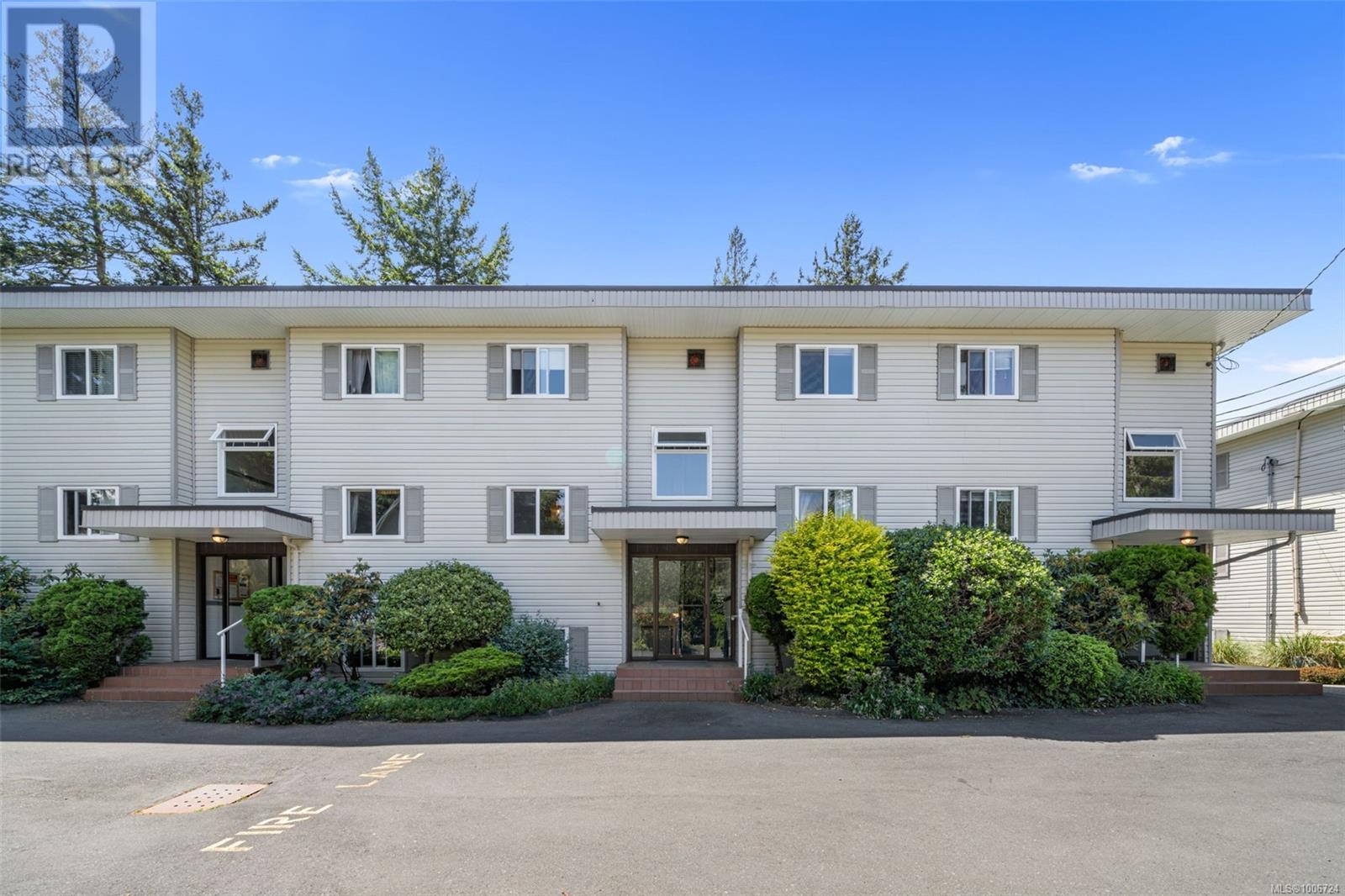 10 1976 Glenidle Rd, Sooke