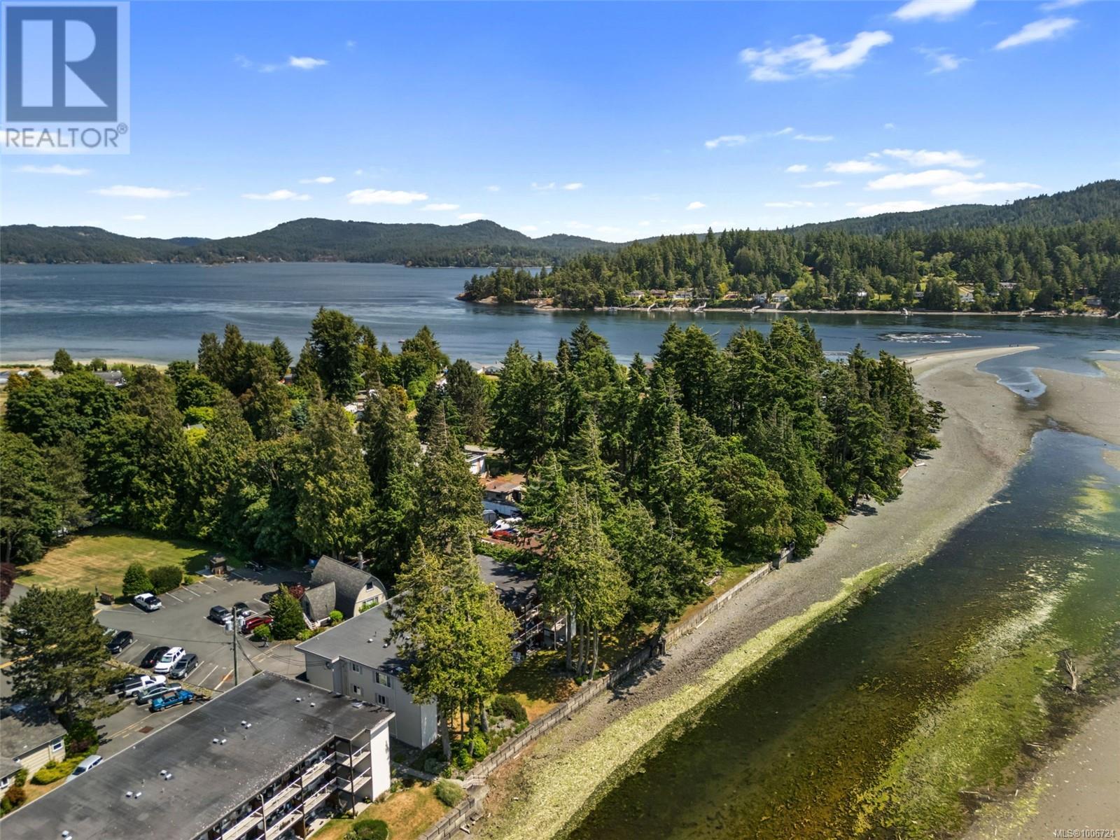 10 1976 Glenidle Rd, Sooke