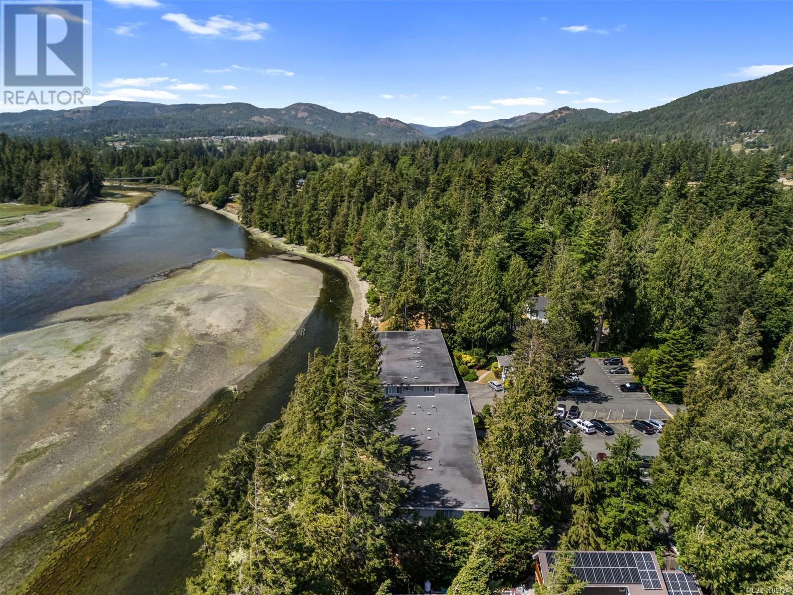 10 1976 Glenidle Rd, Sooke