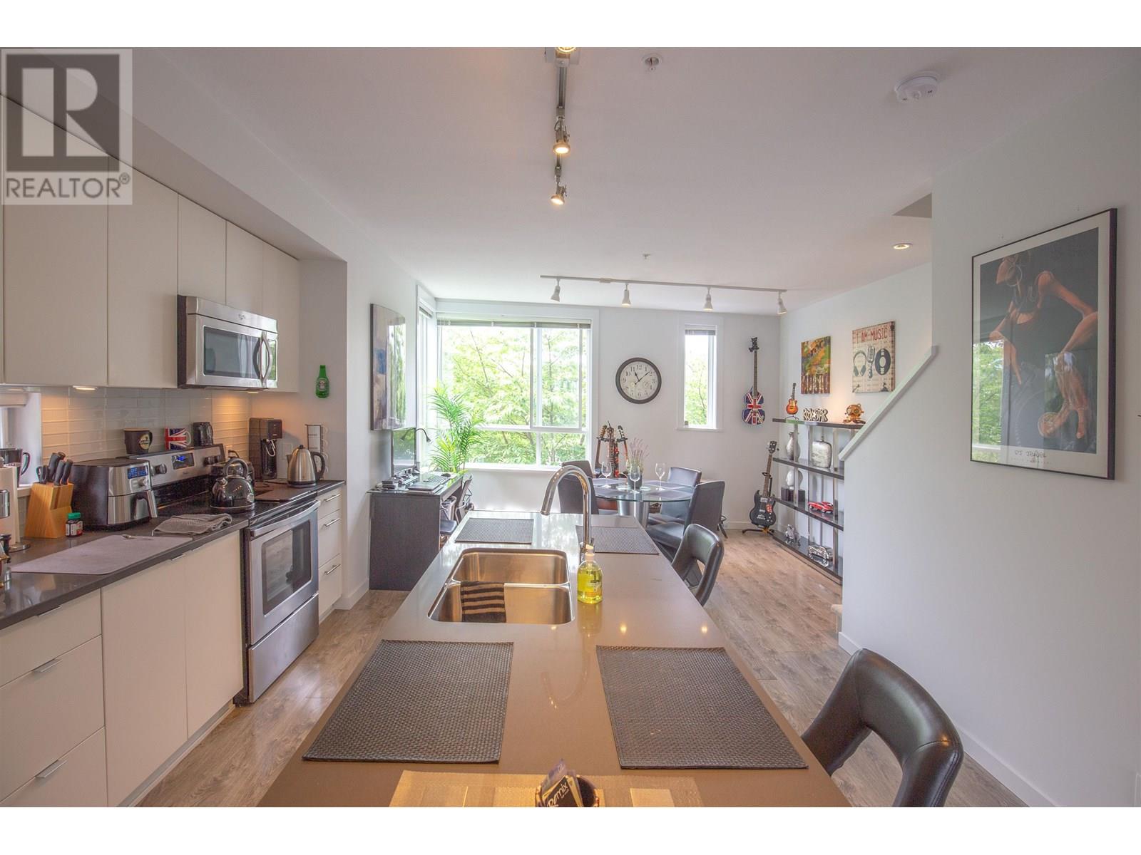 Photo 28 of 75 2310 Ranger Lane, Port Coquitlam BC