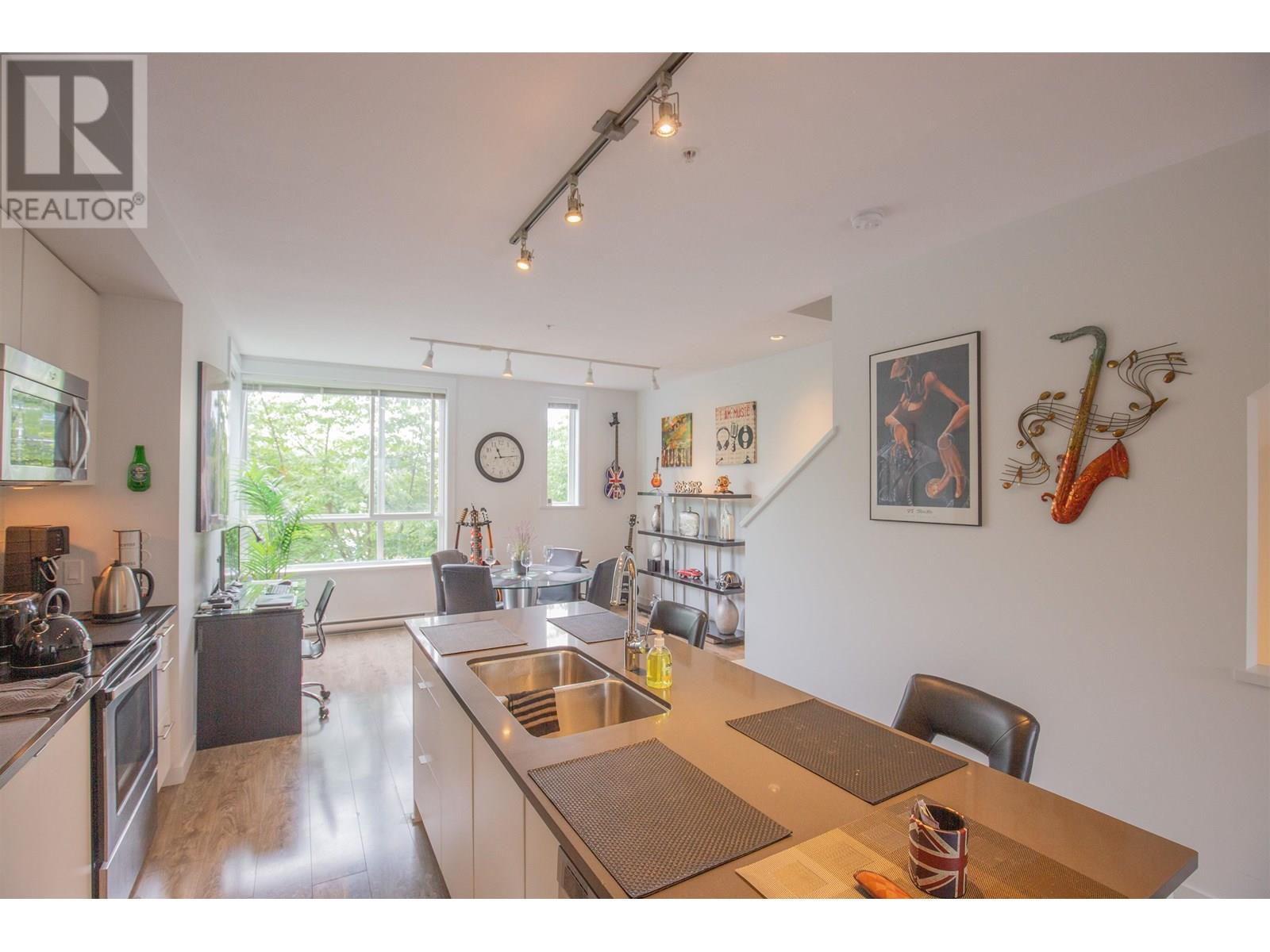 Photo 20 of 75 2310 Ranger Lane, Port Coquitlam BC