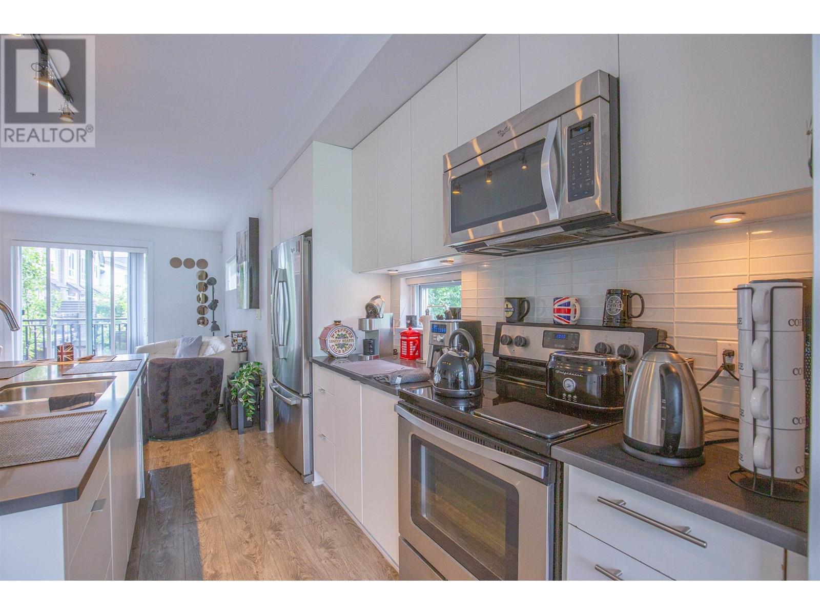 Photo 40 of 75 2310 Ranger Lane, Port Coquitlam BC