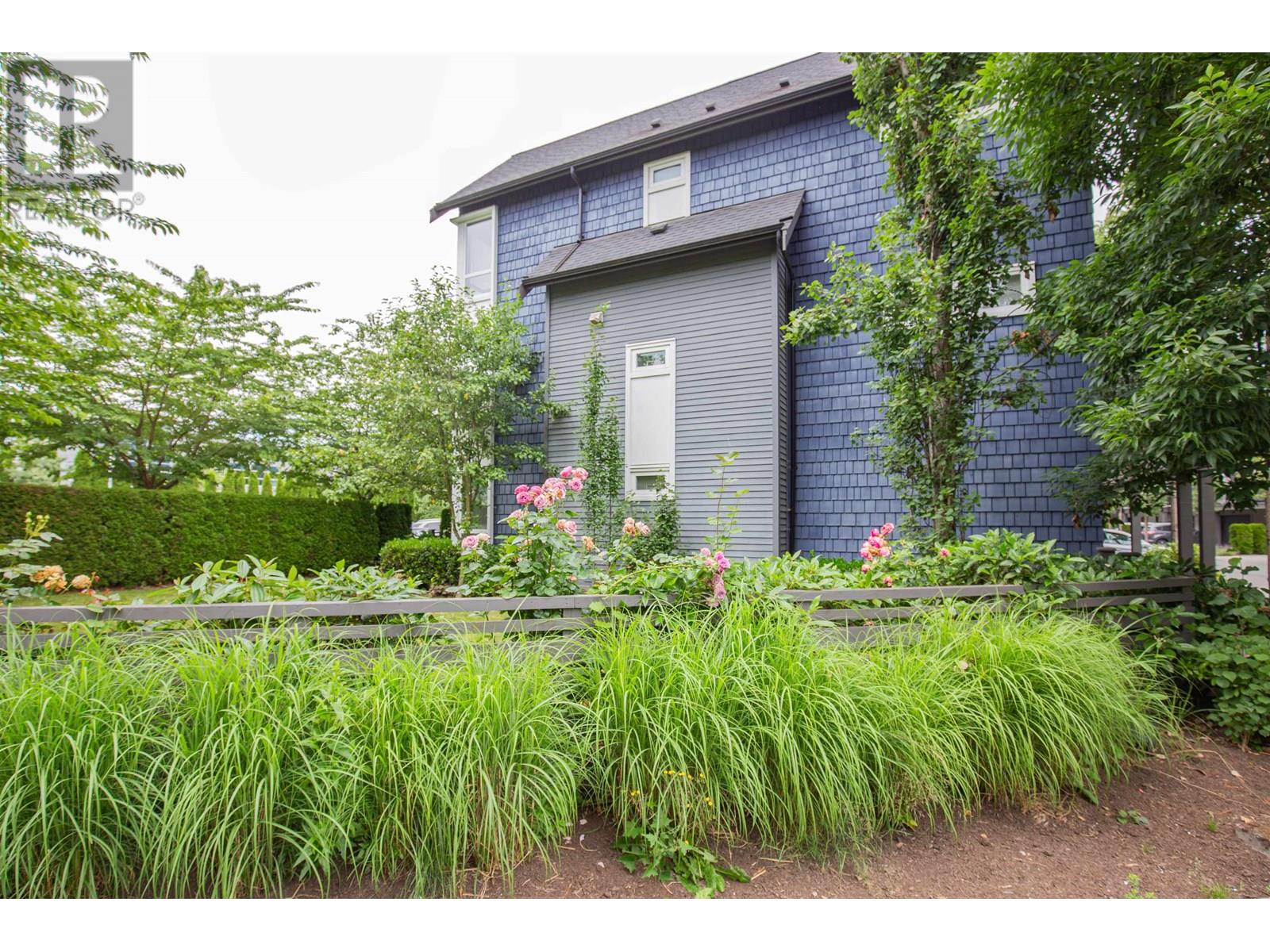 Photo 32 of 75 2310 Ranger Lane, Port Coquitlam BC