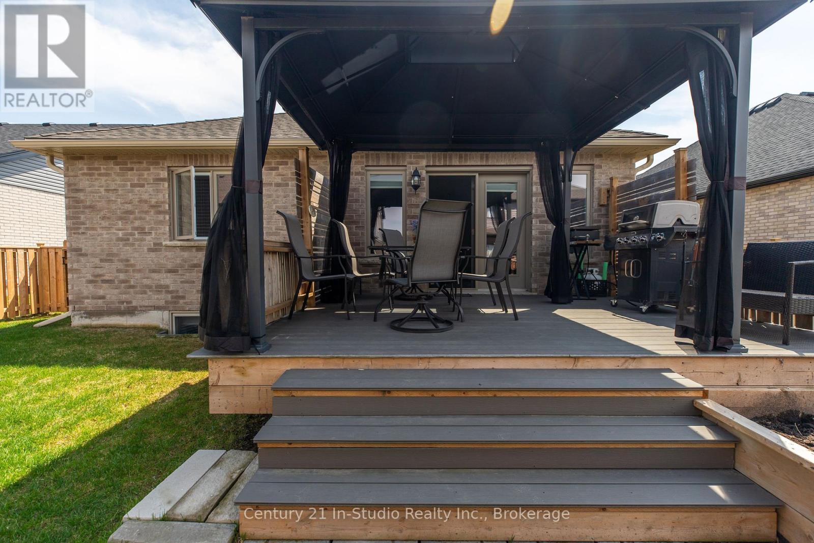 Photo 40 of 104 Emerson Way, West Grey ON