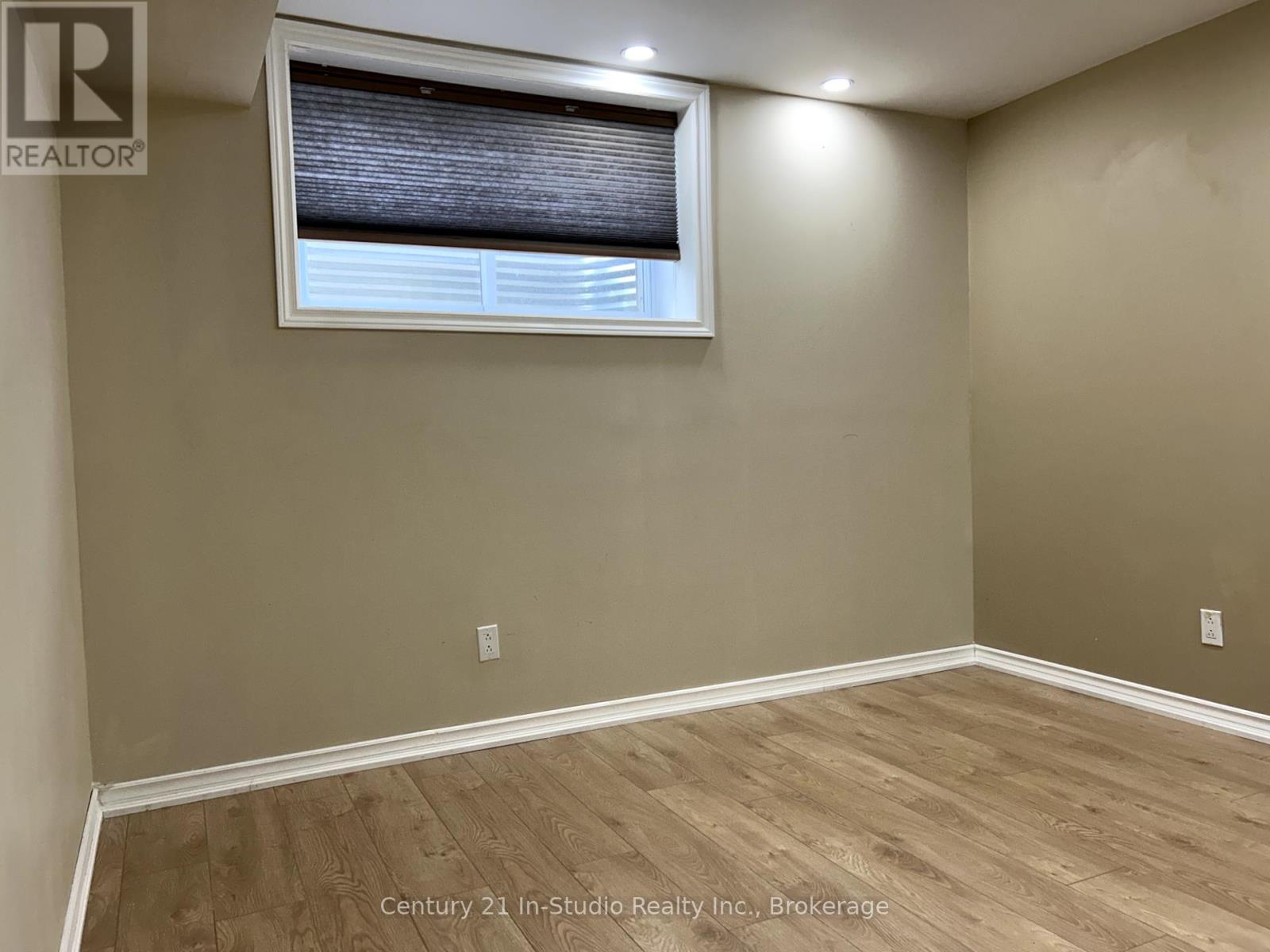 Photo 32 of 104 Emerson Way, West Grey ON