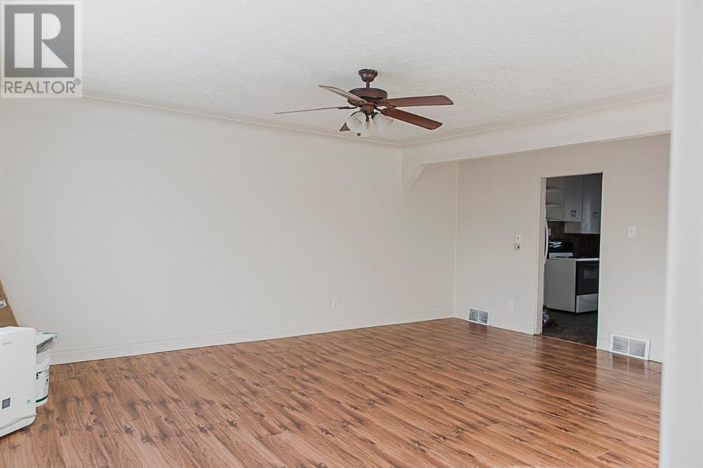 Photo 18 of 10120 103 Avenue, Grande Prairie AB