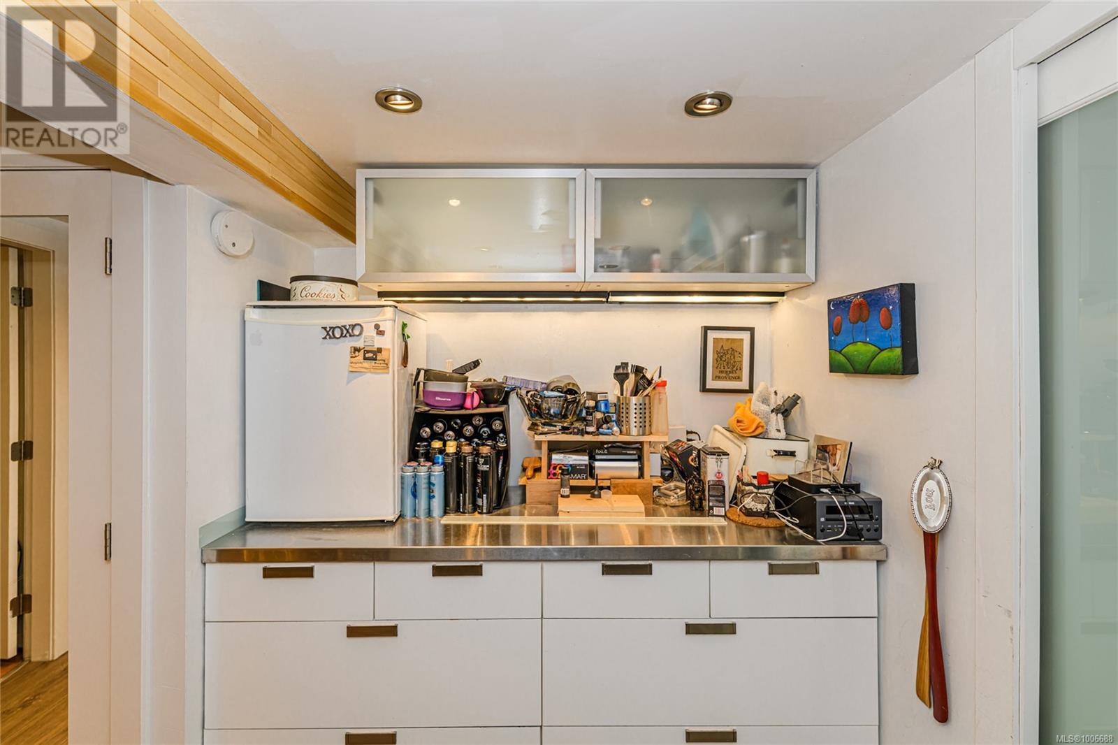 Photo 35 of 870 Pendene Pl, Saanich BC
