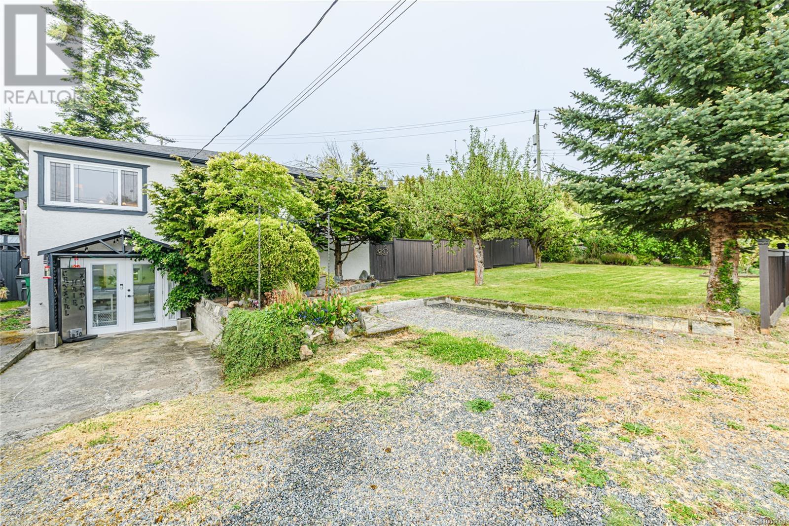 Photo 52 of 870 Pendene Pl, Saanich BC