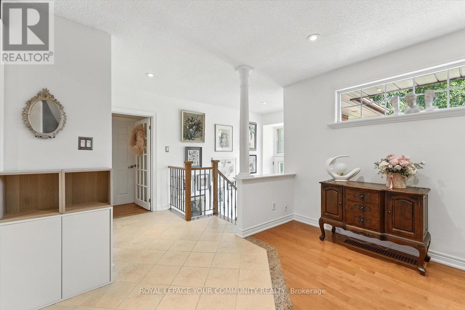 Photo 39 of 19 Weller Crescent, Vaughan ON