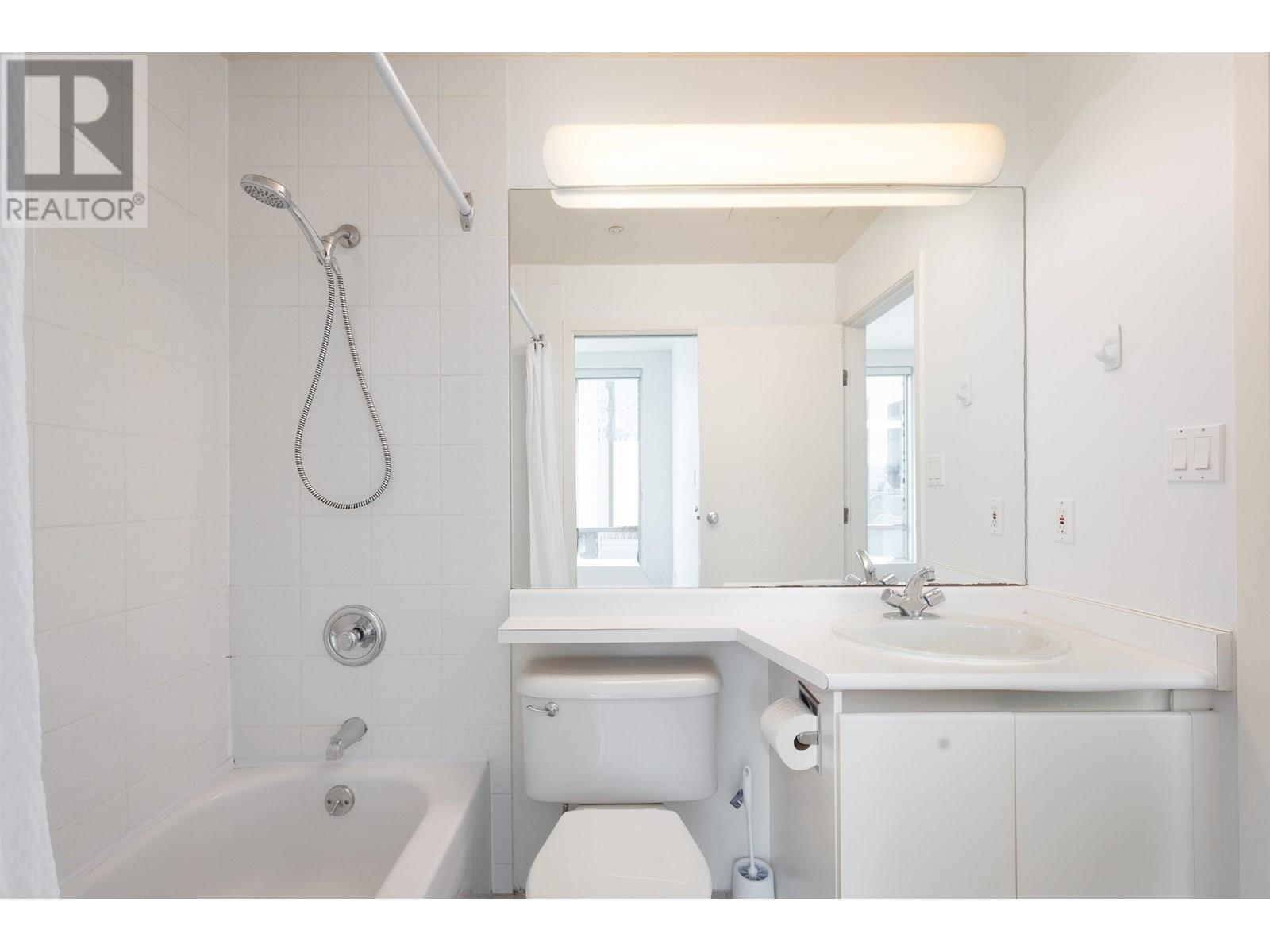 Photo 19 of 1003 989 Nelson Street, Vancouver BC