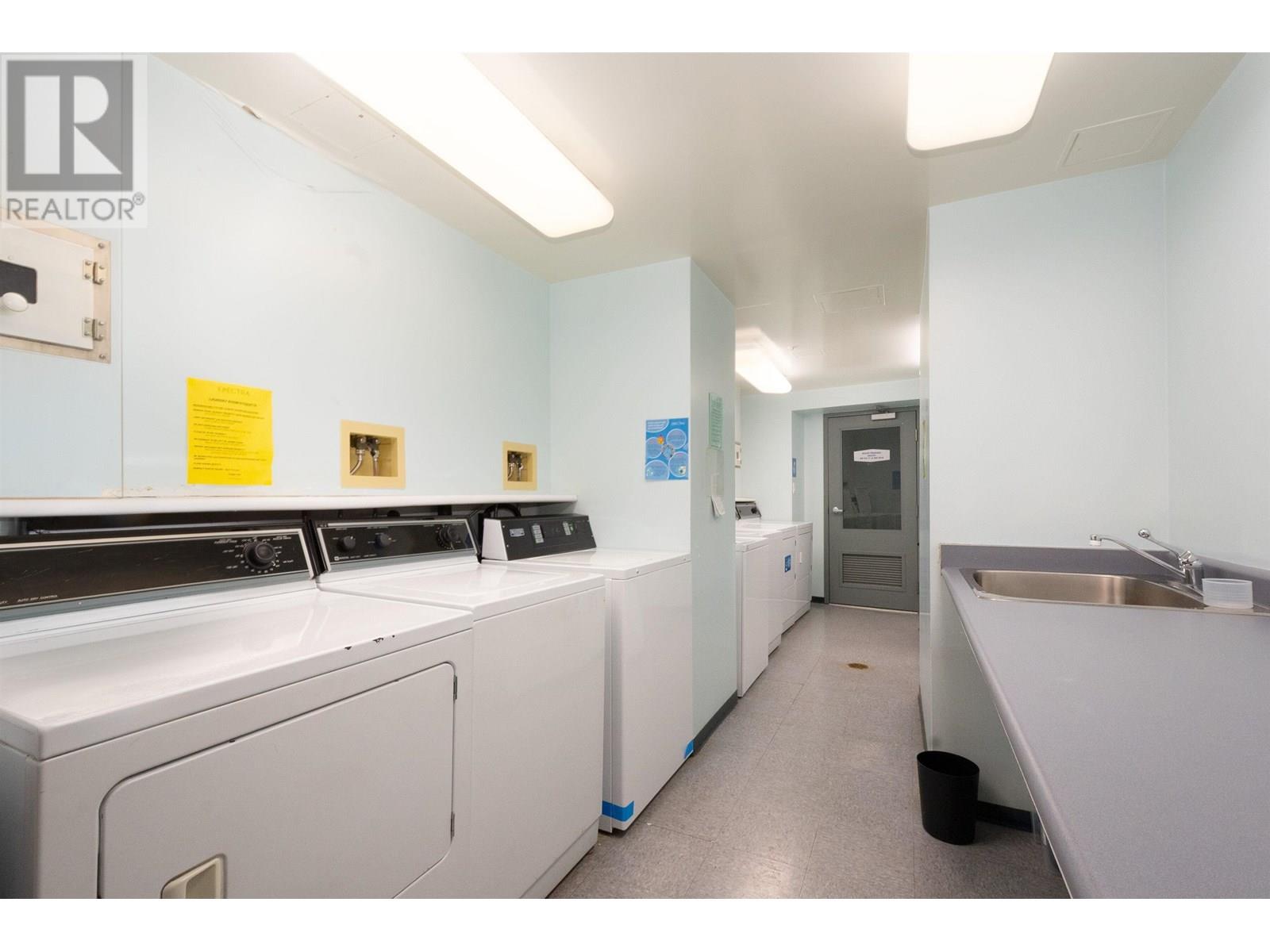 Photo 20 of 1003 989 Nelson Street, Vancouver BC