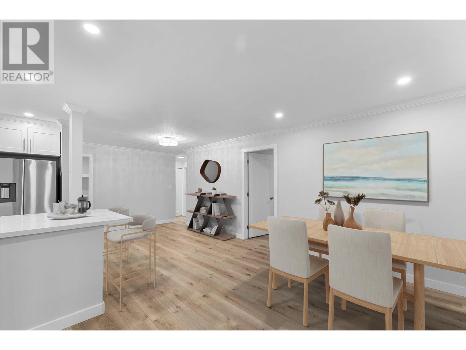Photo 9 of 102 9152 Saturna Drive, Burnaby BC