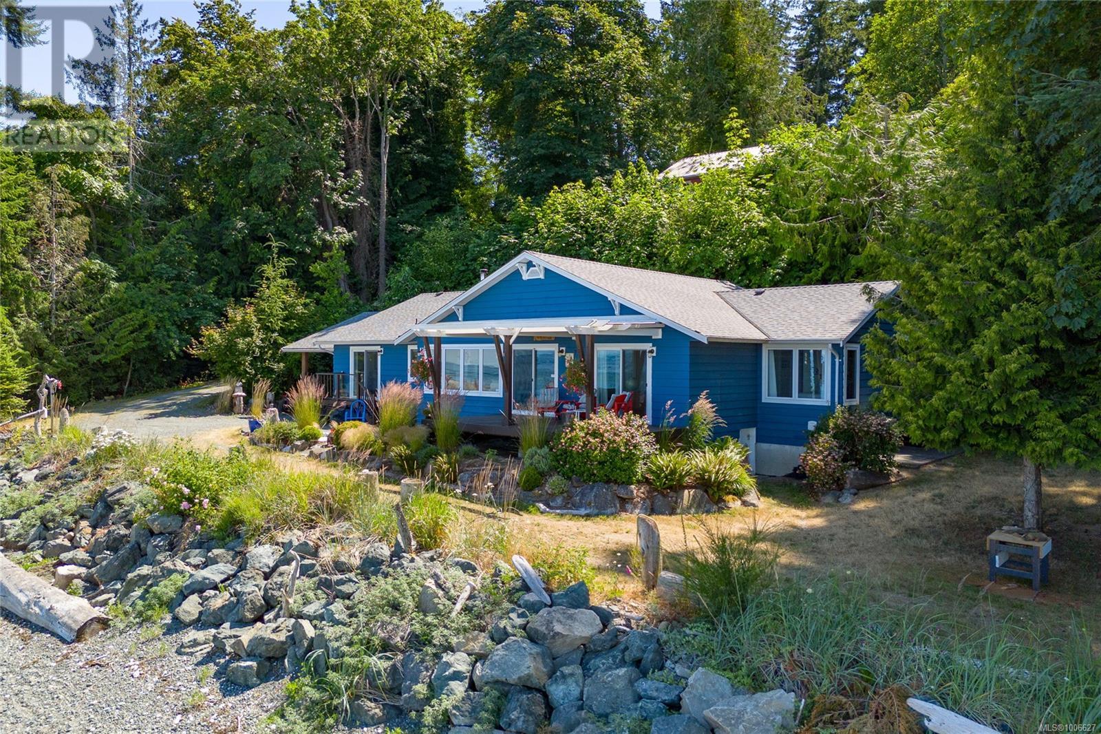 6655 Island Hwy W, Bowser