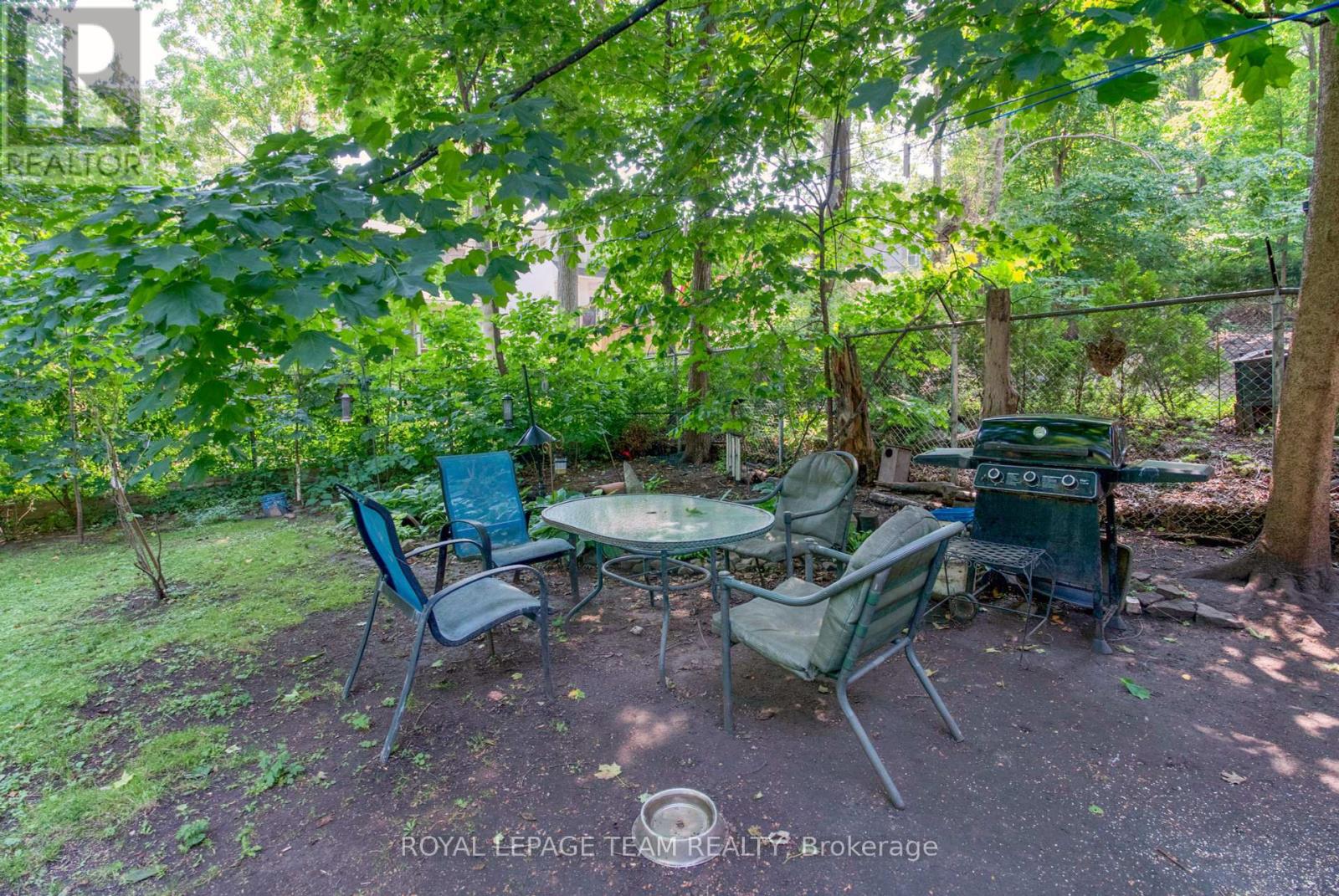 Photo 8 of 480 Oakhill Road, Ottawa ON