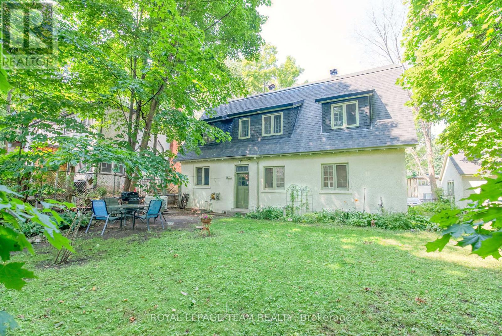 Photo 5 of 480 Oakhill Road, Ottawa ON