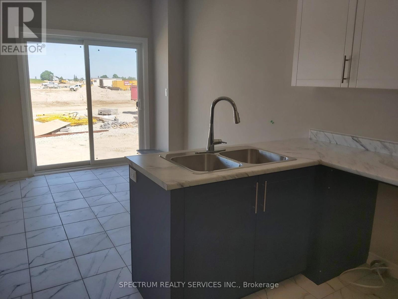 Photo 9 of 205 Breton Street, Clearview ON