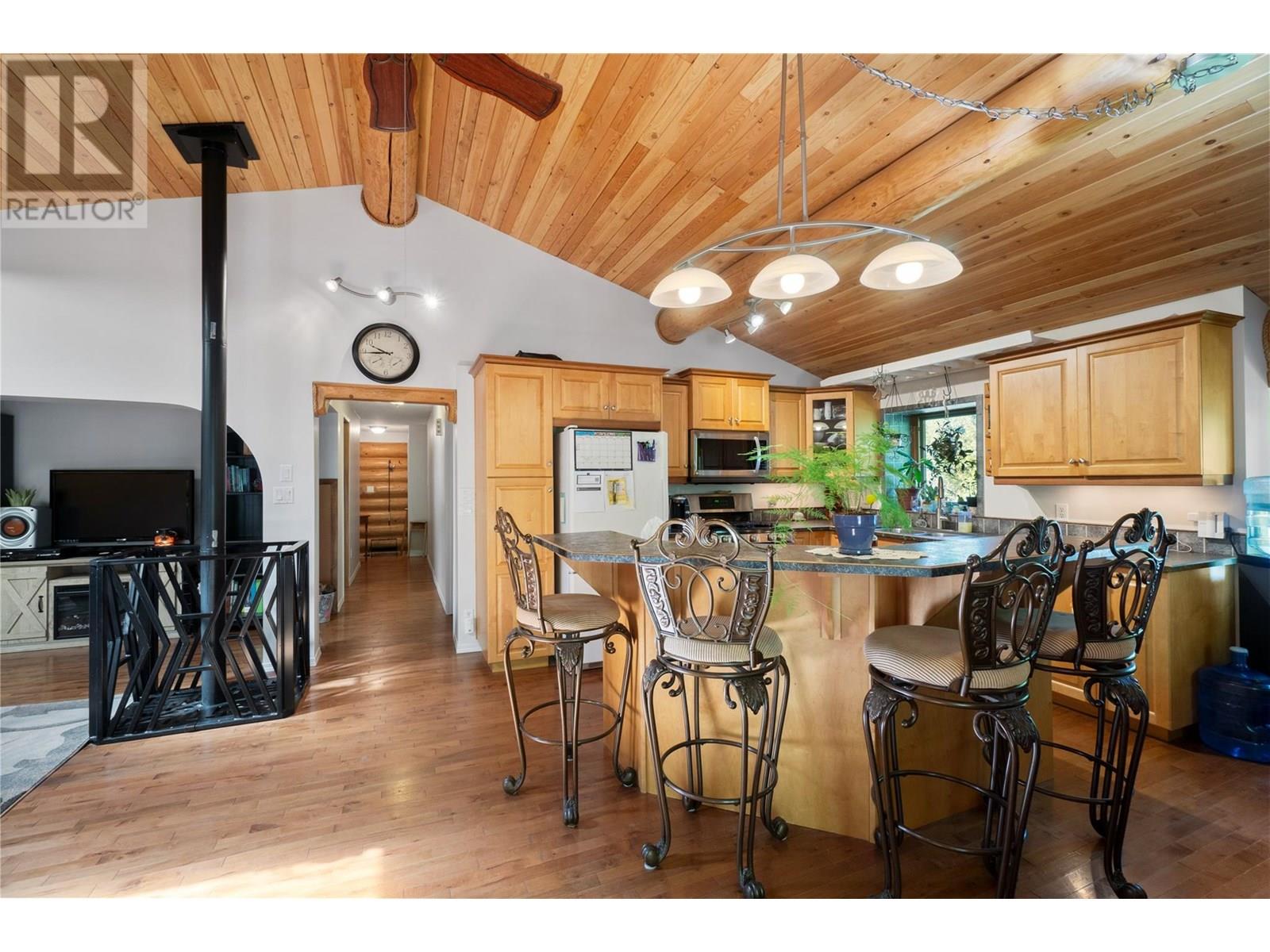 Photo 27 of 6859 Ranchero Drive E, Salmon Arm BC