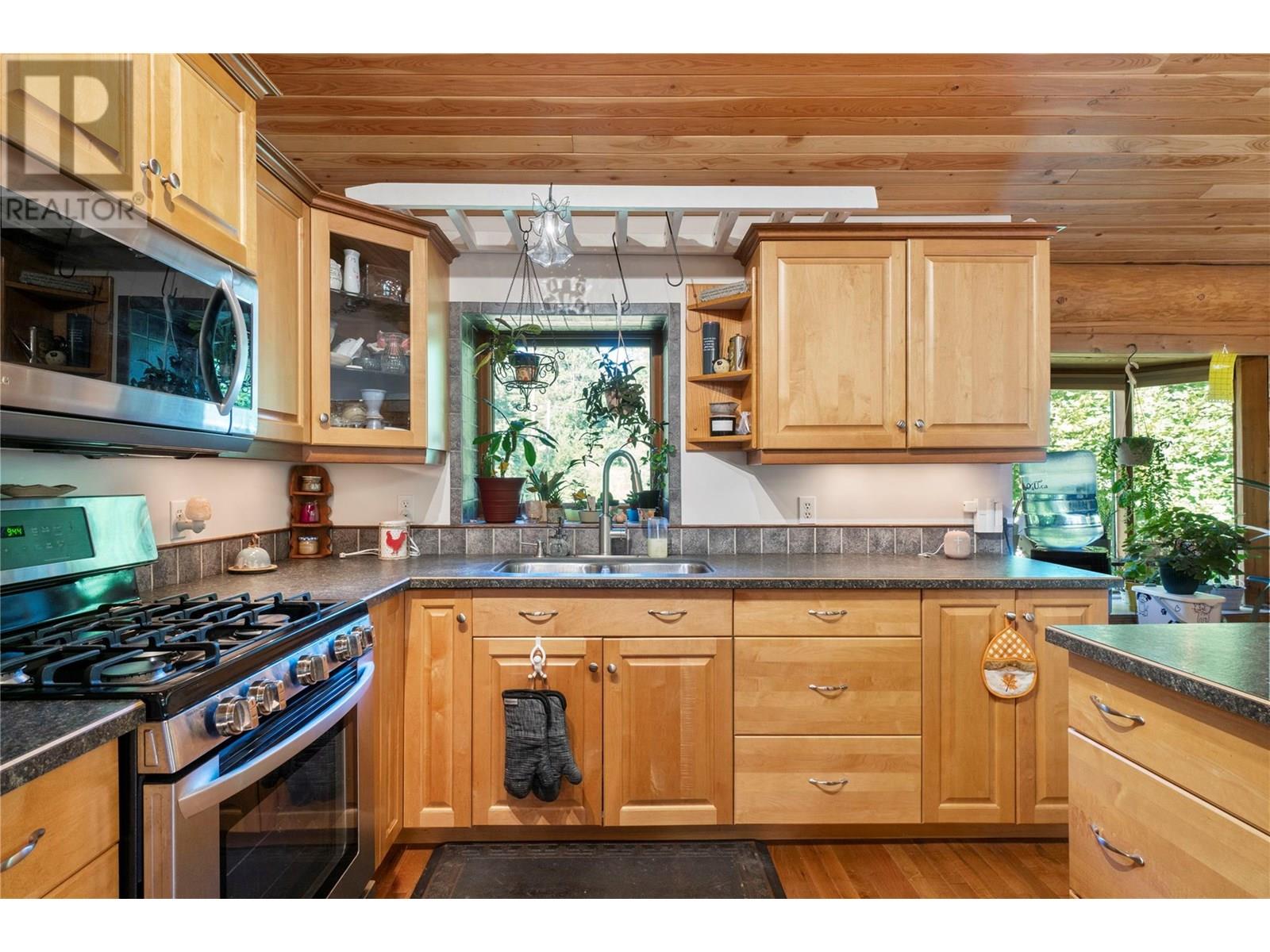Photo 45 of 6859 Ranchero Drive E, Salmon Arm BC
