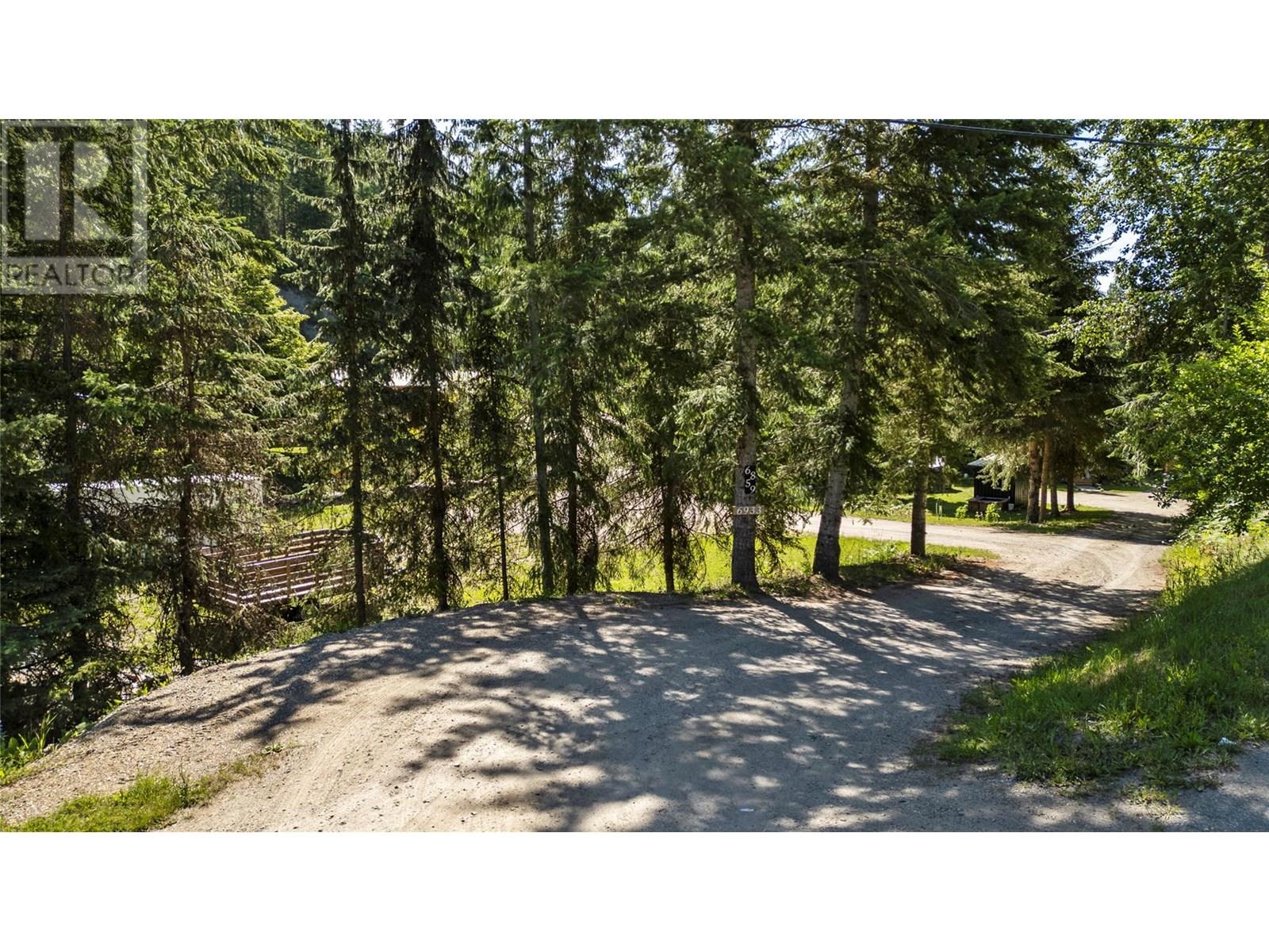 Photo 16 of 6859 Ranchero Drive E, Salmon Arm BC